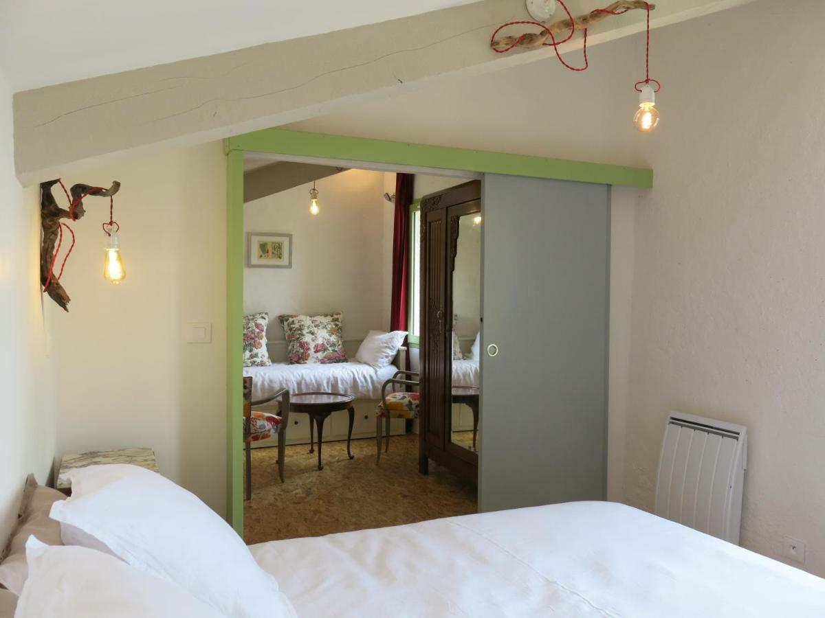 La Buissonniere Bed and Breakfast Oppède Exteriör bild